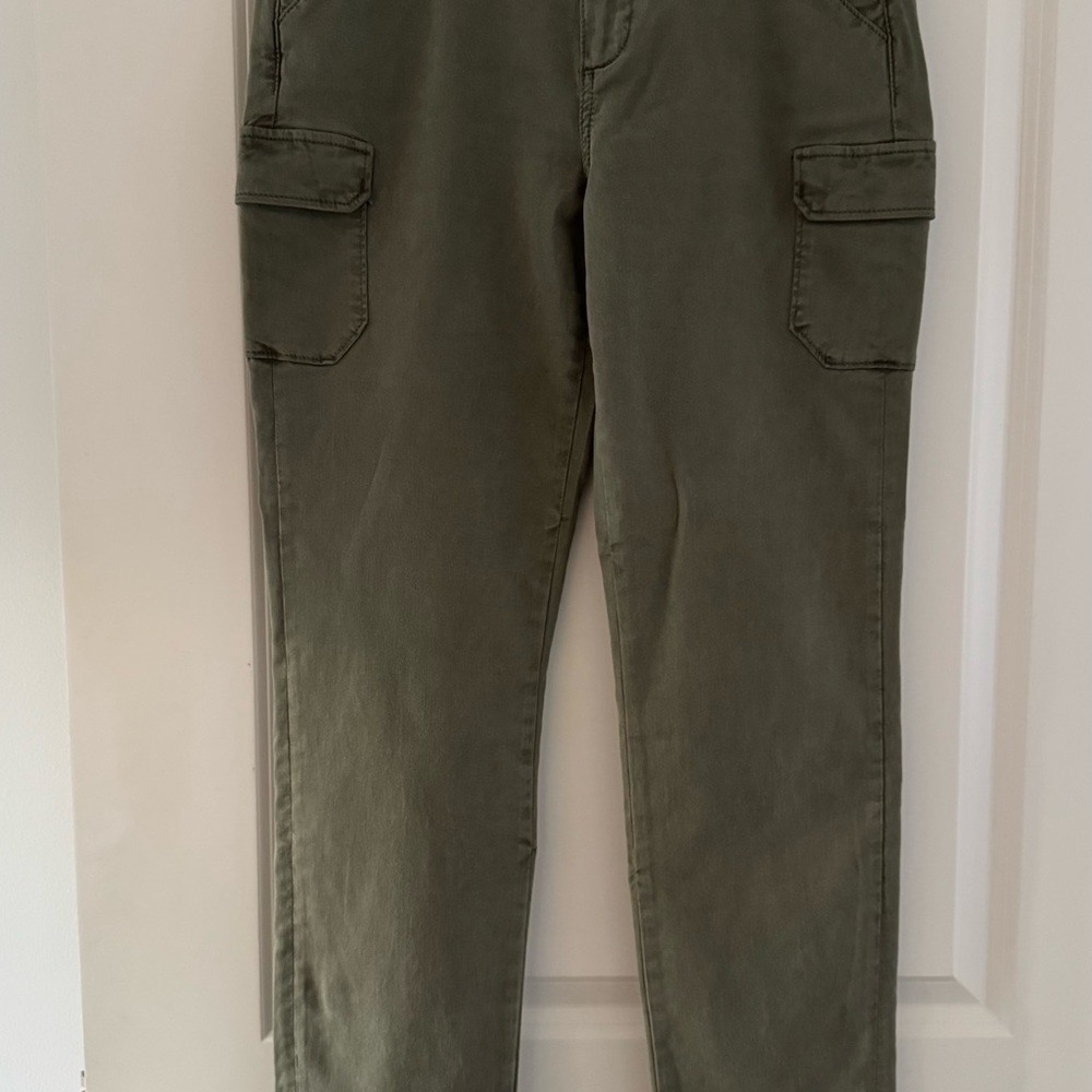 PAIGE Drew Cargo Pockets Green Pants with Straight Leg-New w/ Tags